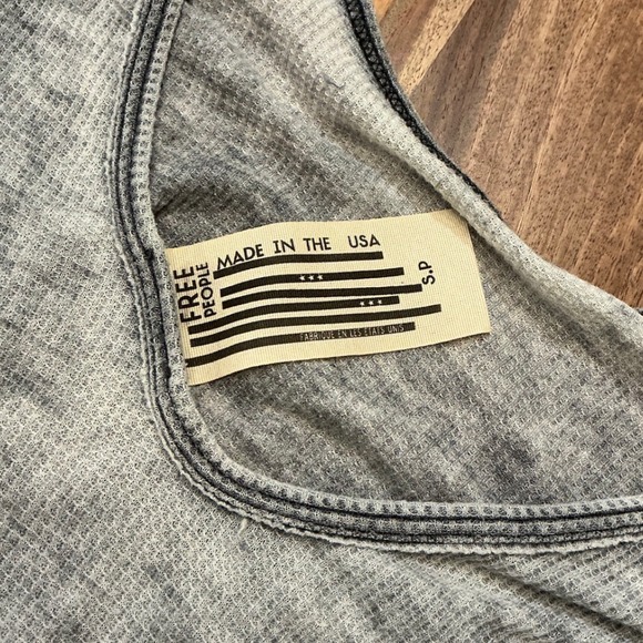 Free People Gray Tie Dye Long Sleeve Thermal Knit Top Women's S P - Picture 7 of 8